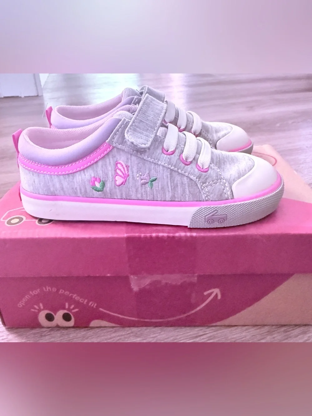 See Kai Run Kristin sneakers
